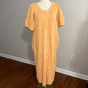 Apricot short sleeve button, front crinkle dress